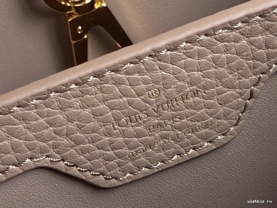 WIS VUITTON CAPUCINES BB LOUIS 0916